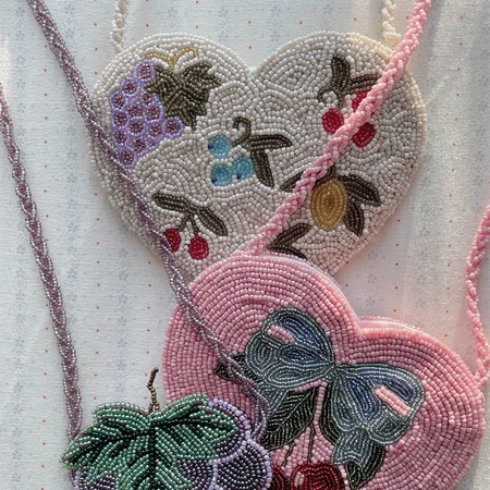 Konges Sløjd Perlen-Herztasche, Vitamins