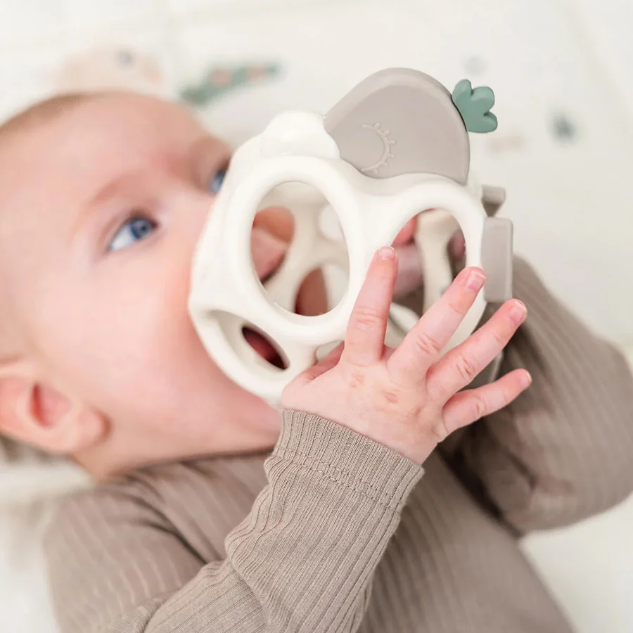 Done by Deer Beißspielzeug, Sheepy Sand