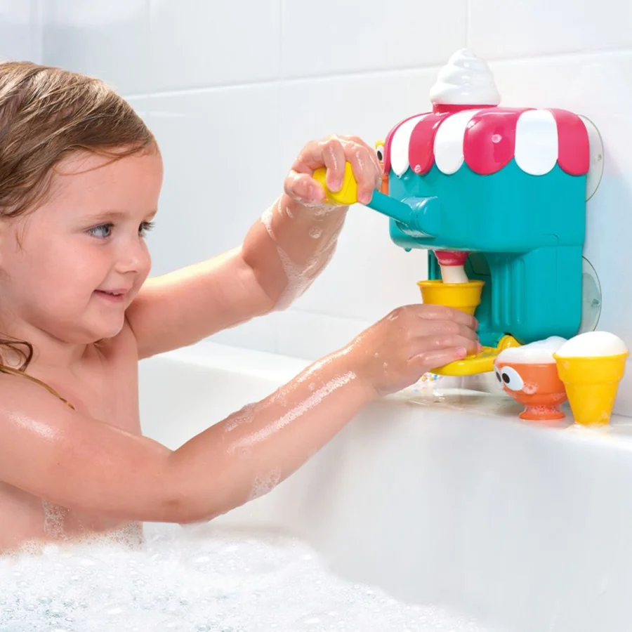 Eisdiele deluxe, Tomy Toomies