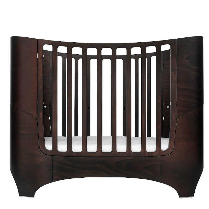 Leander Classic baby- og juniorseng, valnød