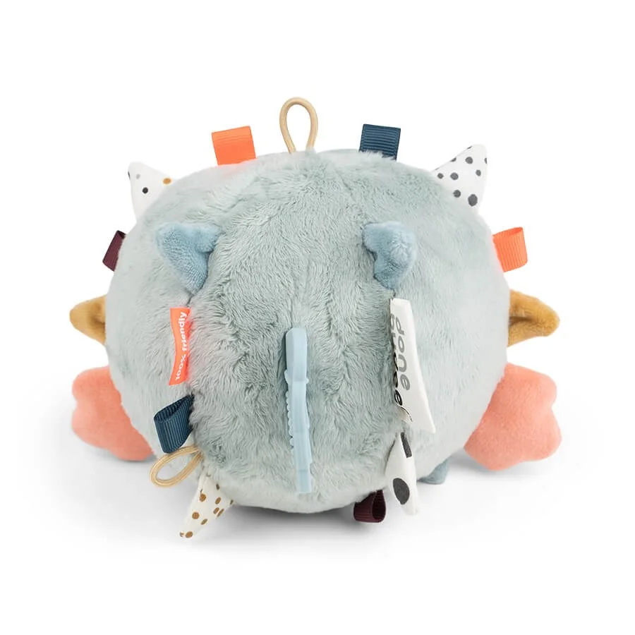 Done by Deer aktivitetsbold, Puffee