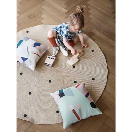 Ferm Living gulvtæppe, rundt black dots - large