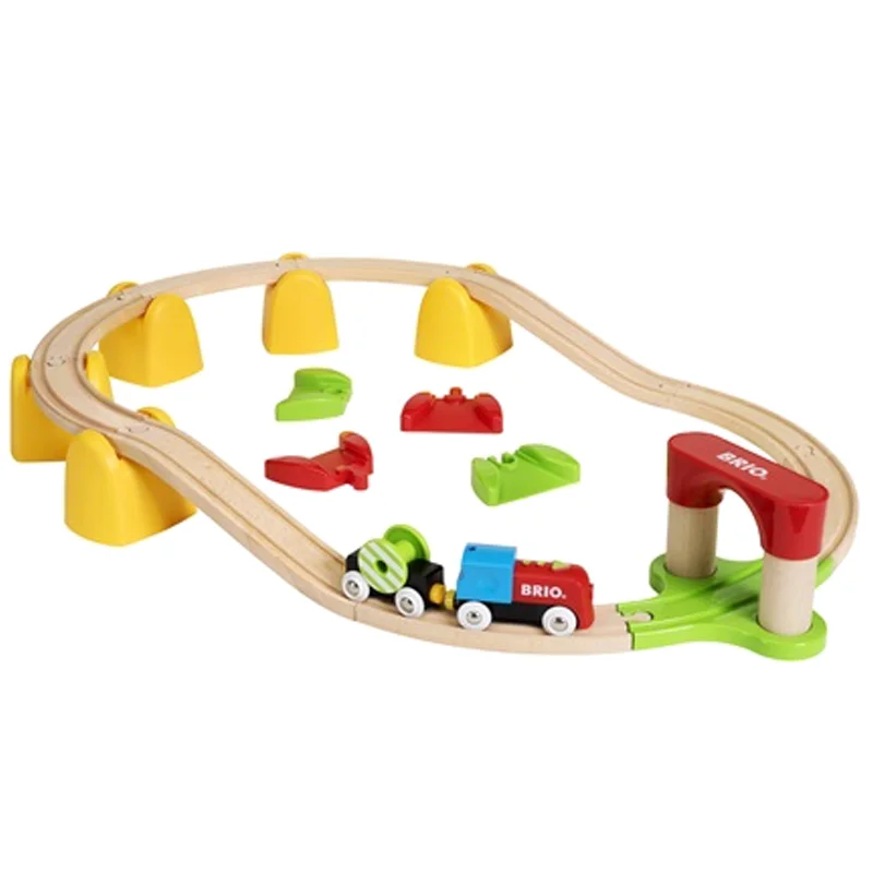 BRIO mit første tog-sæt, togbane inkl batteridrevet tog