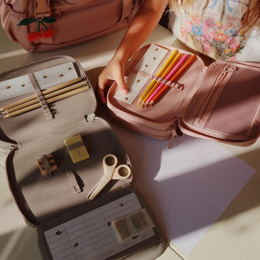 Konges Sløjd Clover Penalhus Tiger Oak