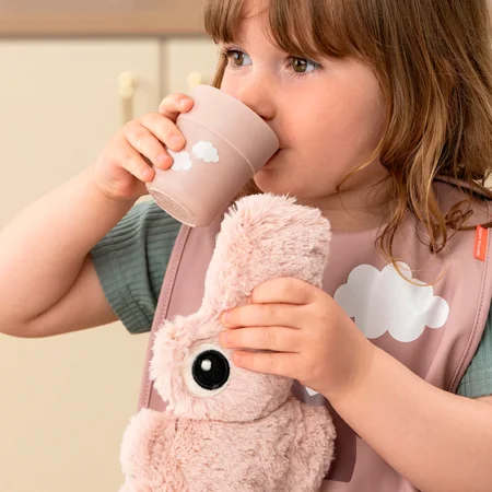 Done by Deer lille kop, Happy clouds, powder