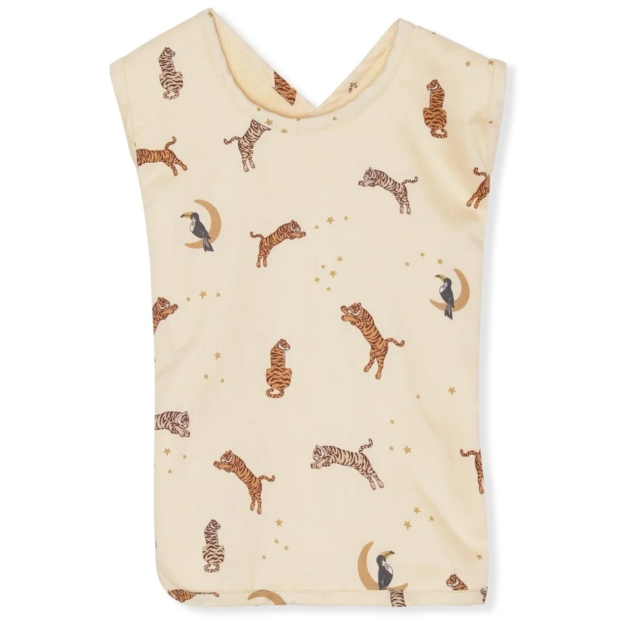 Konges Sløjd hagesmæk, Comea - roar