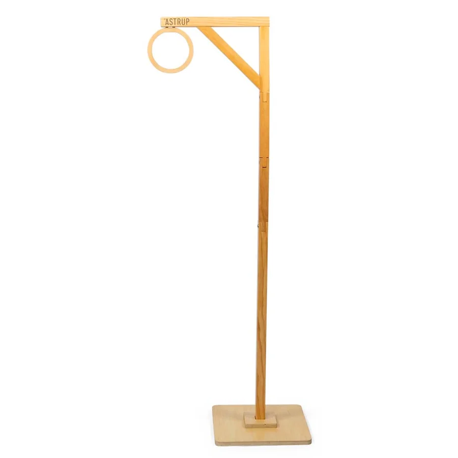 by Astrup ringridning til kæpheste