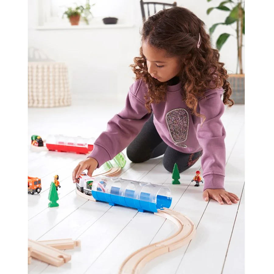 BRIO passagertog og tunnel