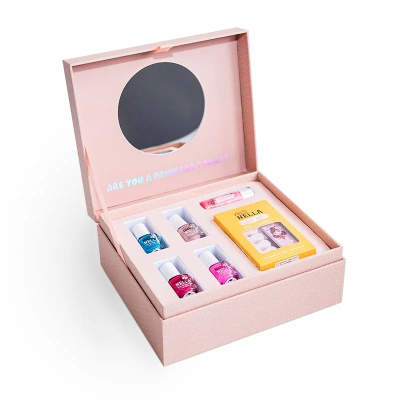 Miss Nella sminkekuffert m.indhold