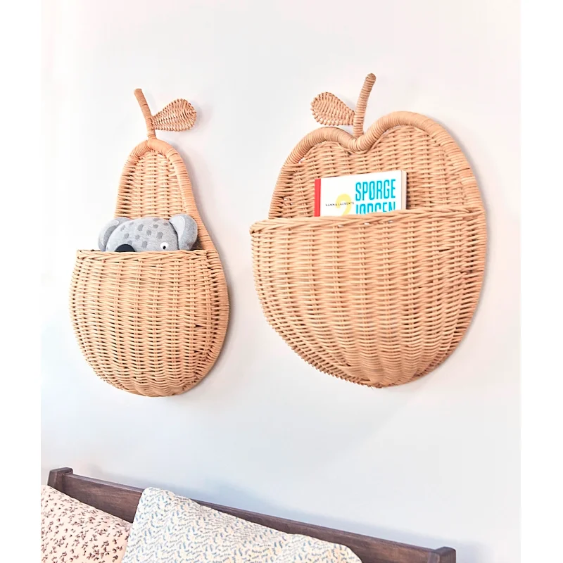OYOY flettet kurv til væg, æbleform