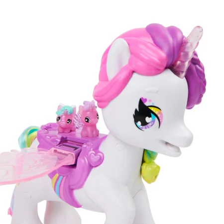 Hatchimals Hatchicorn med bevægelige vinger, lys og lyde