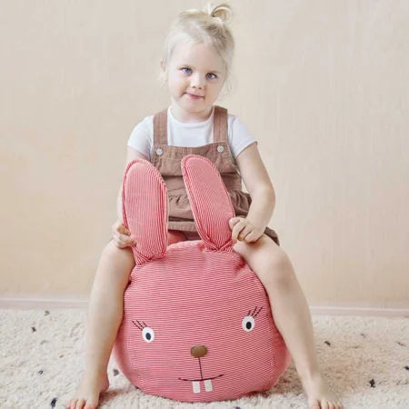 OYOY Rosy kanin sækkestol, cherry red