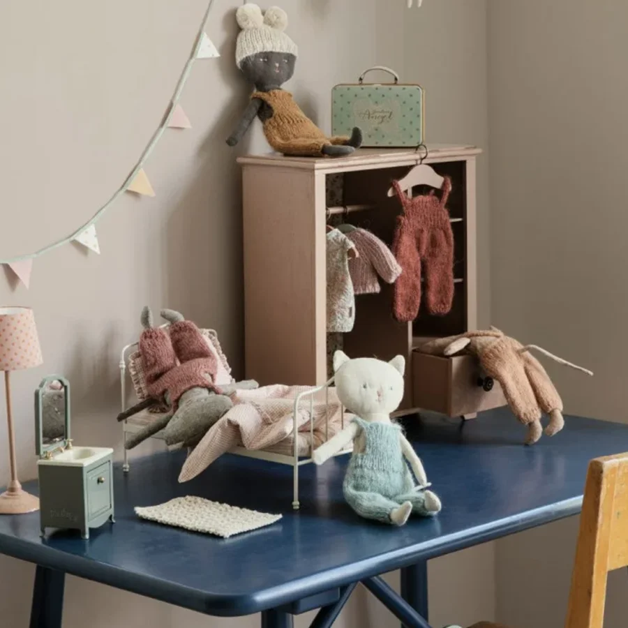 Maileg garderobe stor, powder