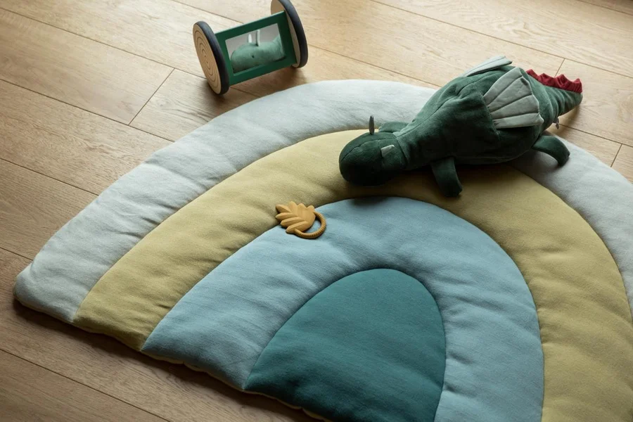 Sebra strikket legemadras, regnbue - Dusty Green