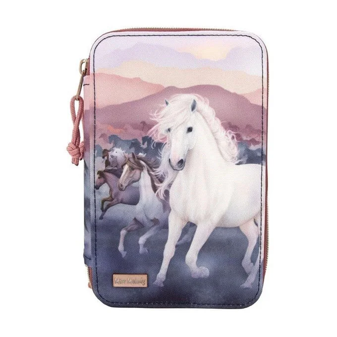 Miss Melody tripped penalhus, night horses