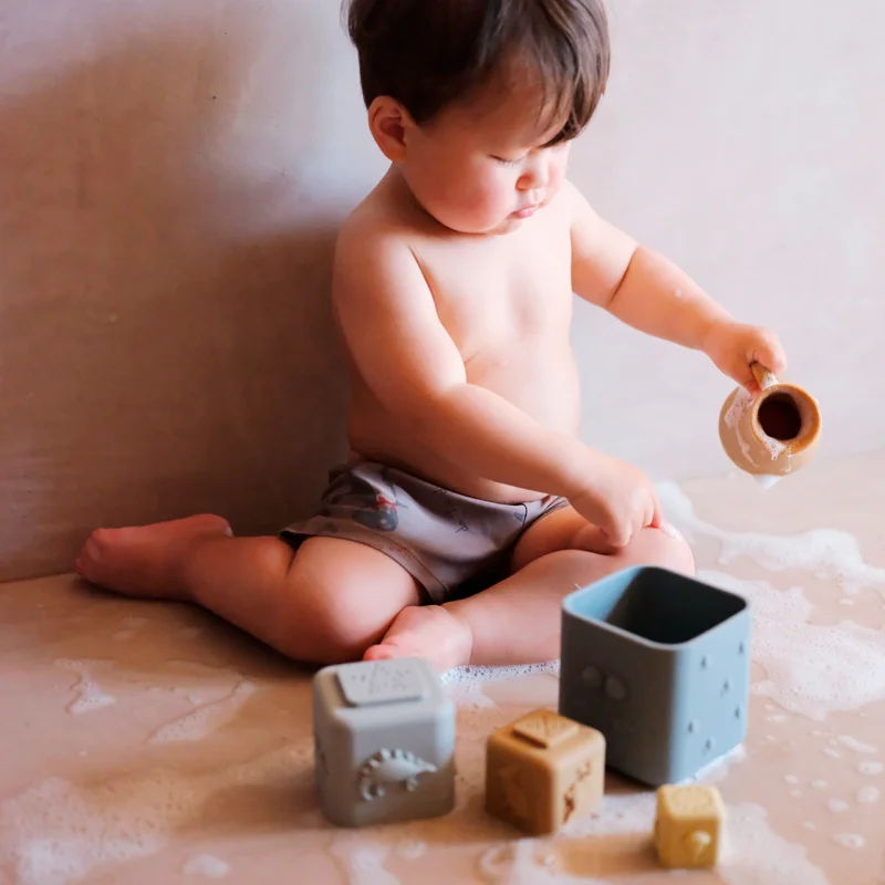 Konges Sløjd Silikone Stabel tårn, Quarry Blue Mix