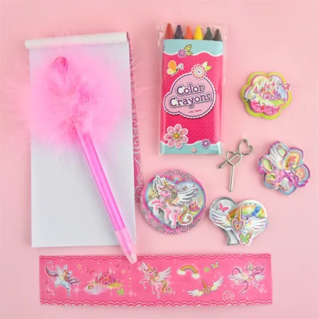 Æske med skriveartikler, enhjørning