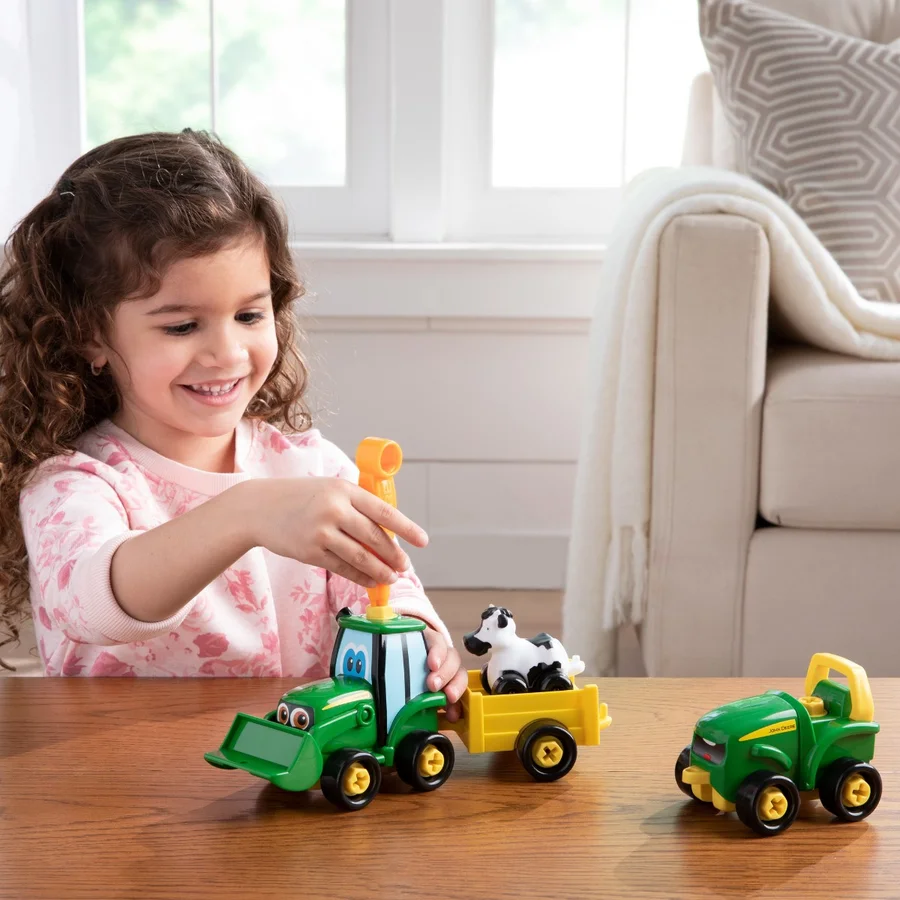 John Deere build a buddy Bonnie traktor