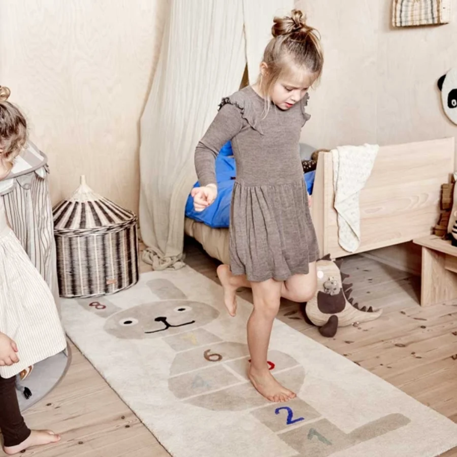 OYOY hinkerude tæppe kanin