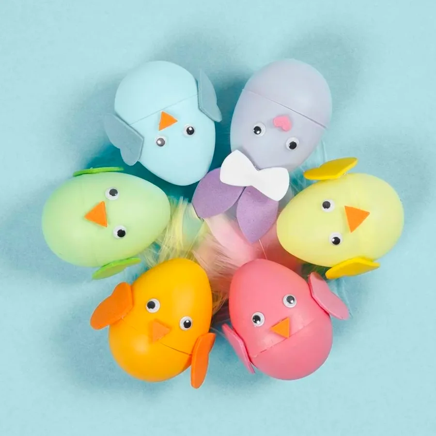 Farvede plastæg to-delt, 12 stk 4,5 cm