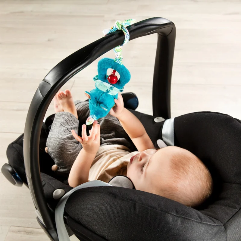 Lilliputiens rangle ophæng, Marius