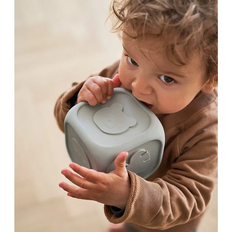 Liewood naturgummi terning, Dove Blue