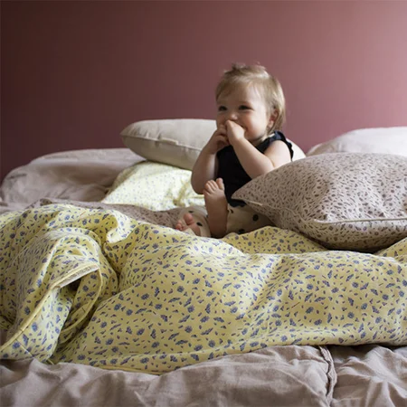 Filibabba junior sengetøj, Cosmos daydream - pale banana