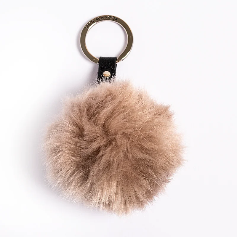 Sofie Schnoor nøglering, fake fur pompom - nude