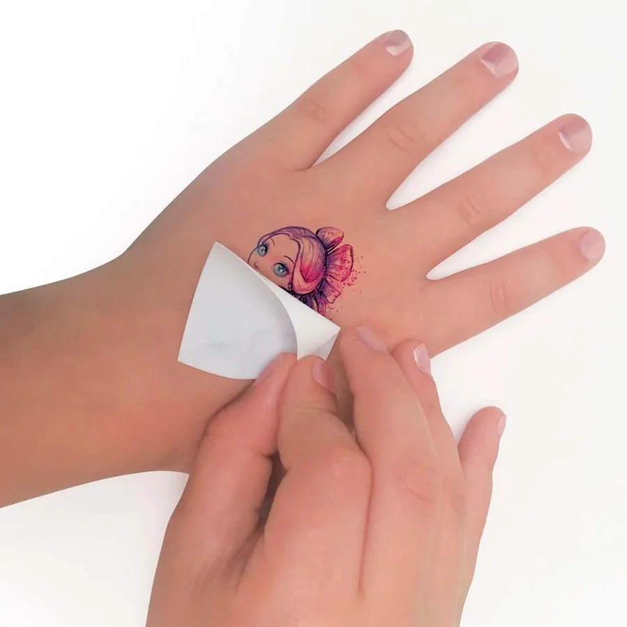 Nebulous Star tatovering, lilla