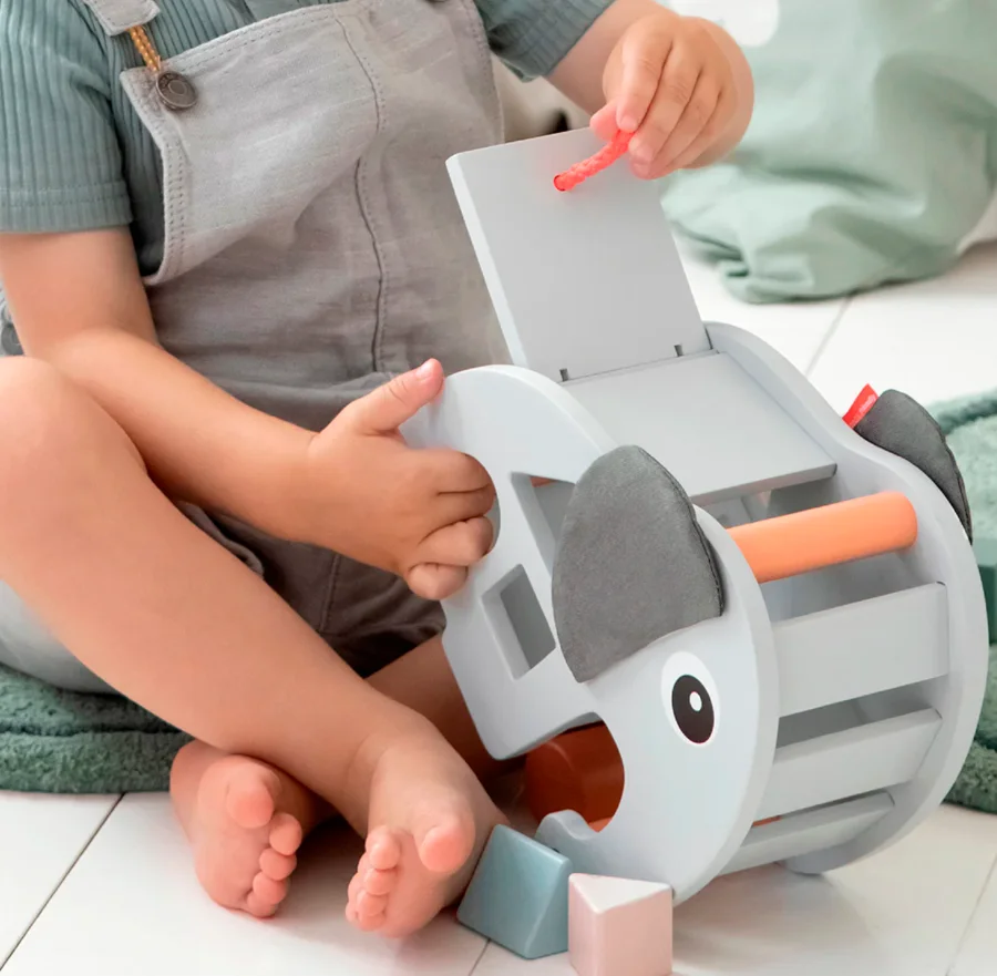 Done by Deer Puttekasse, Elphee grey