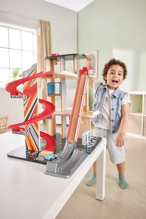 Hape Gearhead Stunt Garage