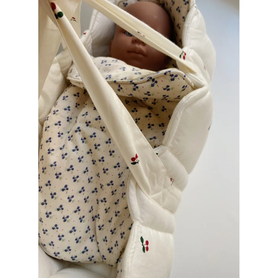 Konges Sløjd dukkelift, Cherry