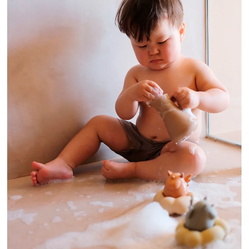 Konges Sløjd Unicorn Silikone Badelegetøj, Almond