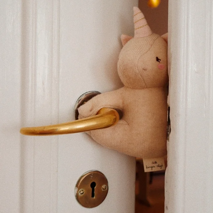 Konges Sløjd strikket dørstopper, enhjørning