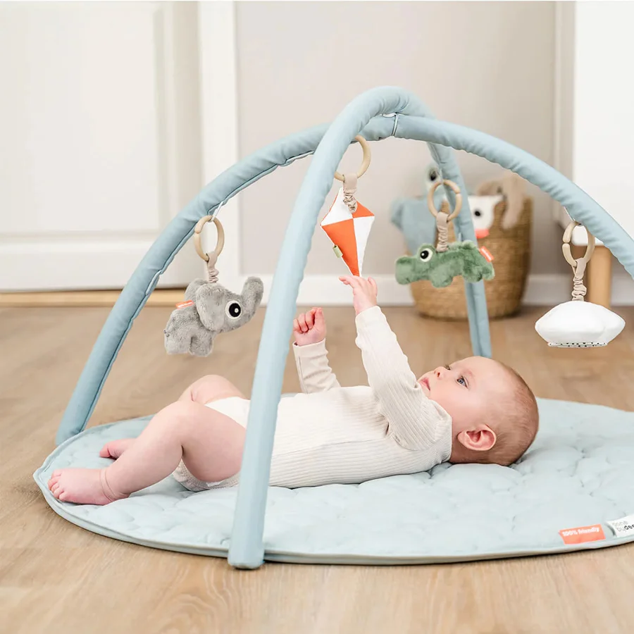 Done by Deer Aktivitetslegetæppe, Blå