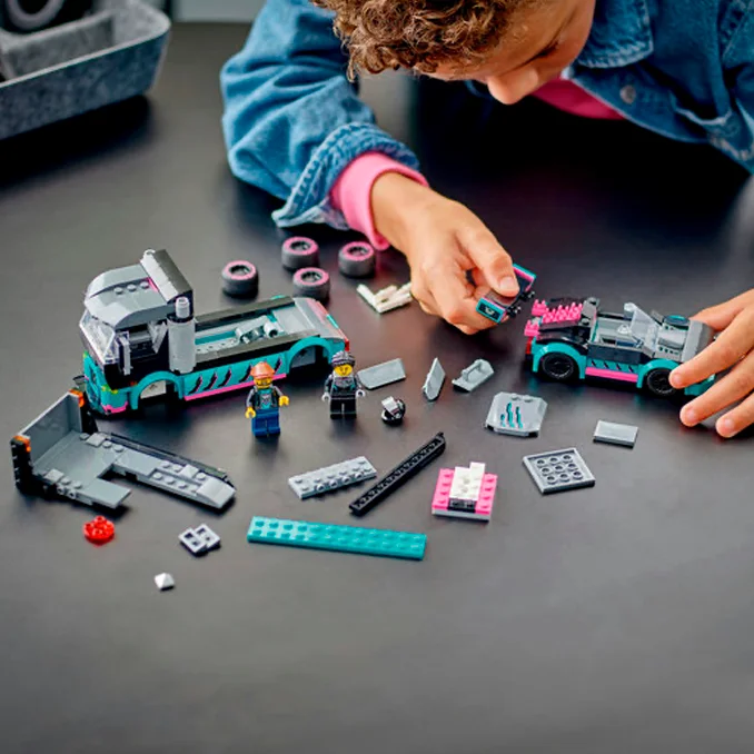 LEGO® CITY, Racerbil og biltransporter