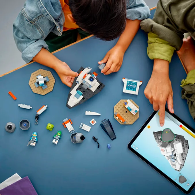 LEGO® CITY, Rumskib og asteroideforskning