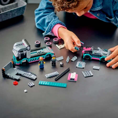 LEGO® CITY, Racerbil og biltransporter