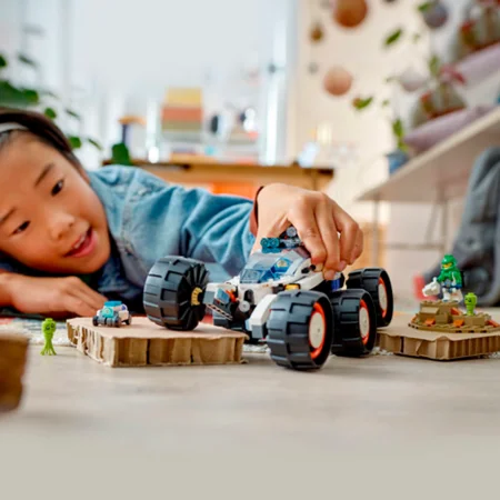 LEGO® CITY, Rumkøretøj og fremmed livsform