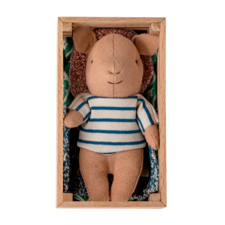 Maileg Schweinchen in der Holzkiste, Baby - Junge