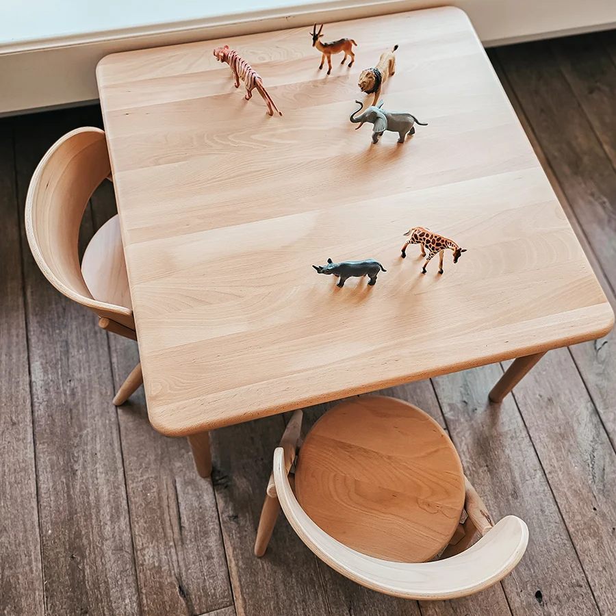 CurveLab quadratischer Kindertisch - Buche