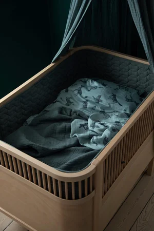 Sebra quiltet sengerand, midnight green