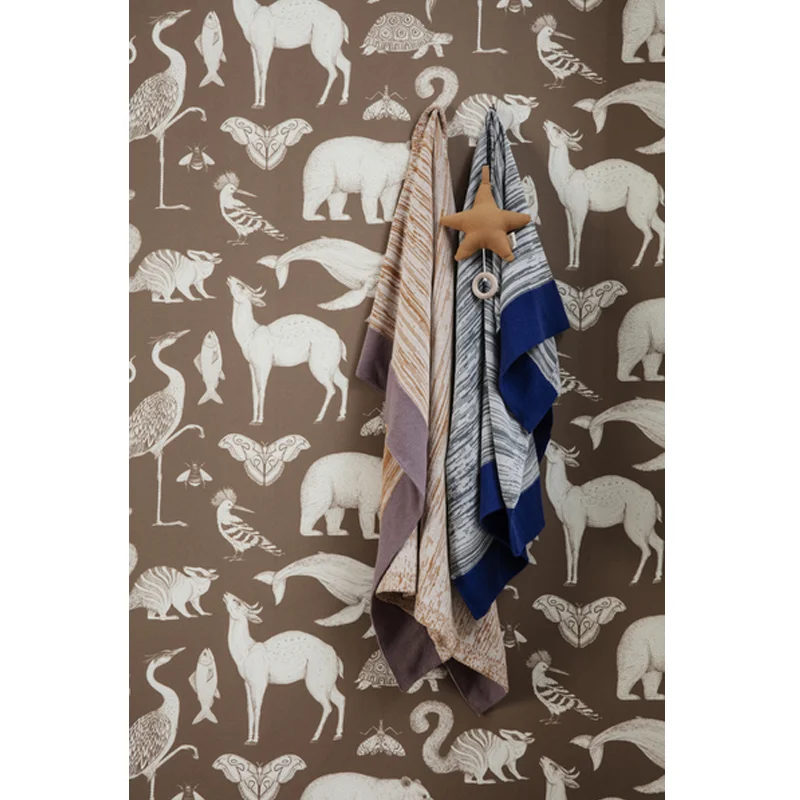 Ferm Living striktæppe, dusty rainbow green