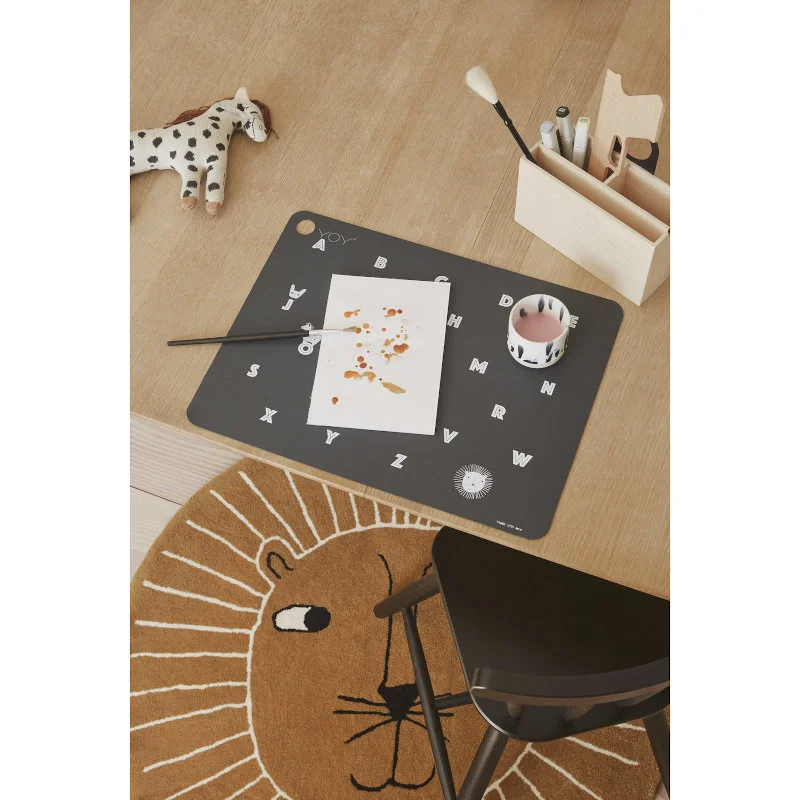 OYOY dækkeserviet, alfabet