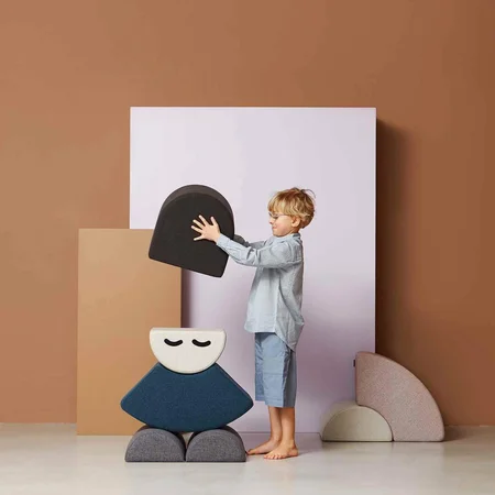 by Klip Klap tumlemøbel, Mr Feet - blue grey