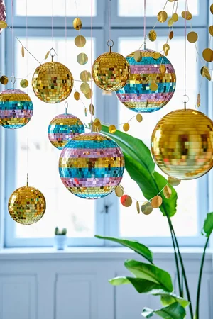 Discokugel medium, gold, Rice