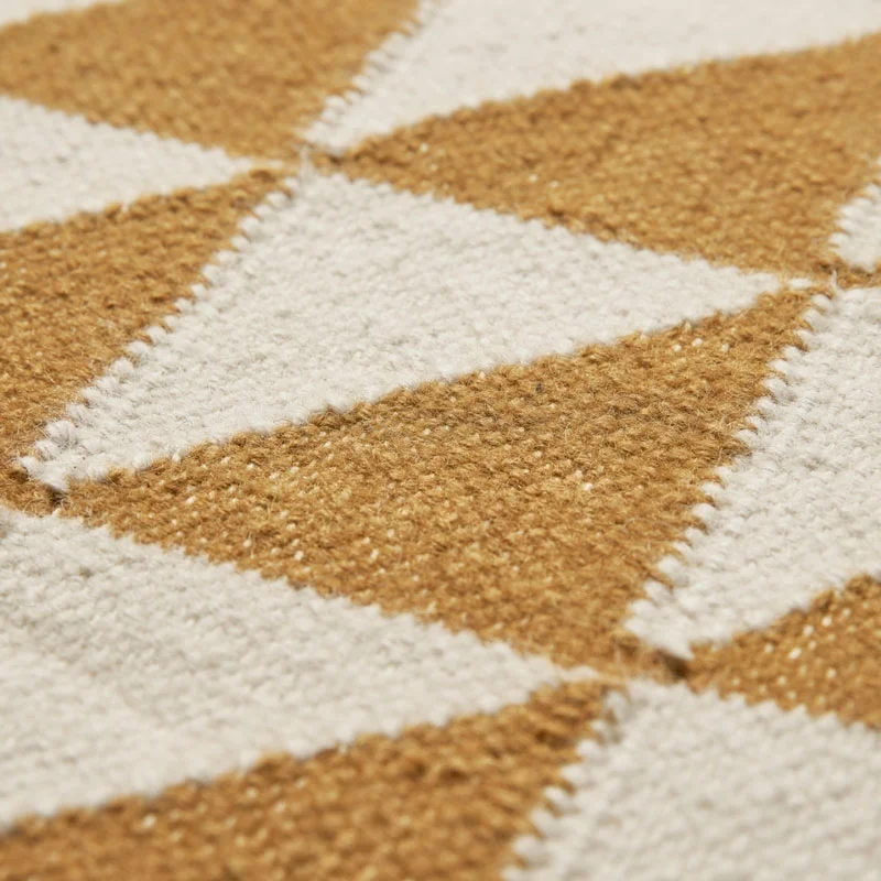 Liewood gulvtæppe, Berlin - Triangle/golden caramel