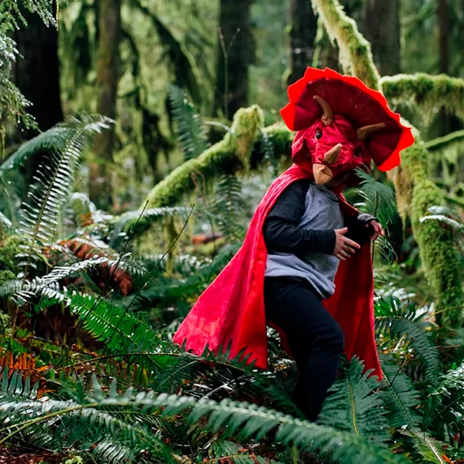 Great Pretenders Triceratops kappe med hætte, rød str 4-5 år