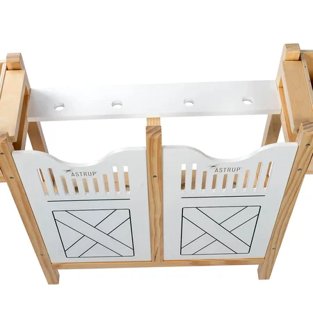 byASTRUP Pferdestall für 4 Steckenpferde