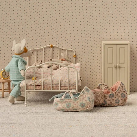 Maileg Babytrage, Baby Maus - blau